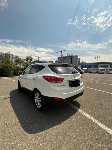Hyundai ix35-6