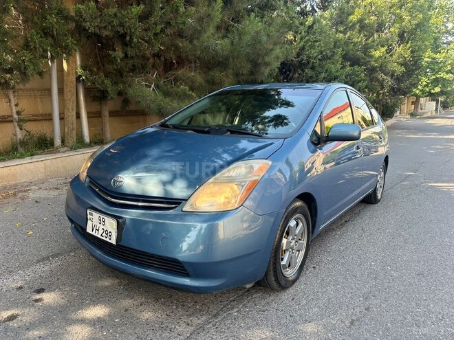 Toyota Prius-2