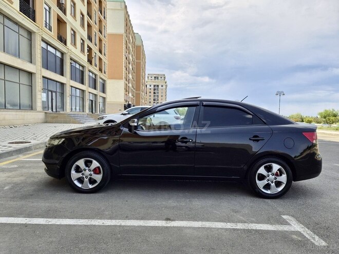 Kia Cerato-8