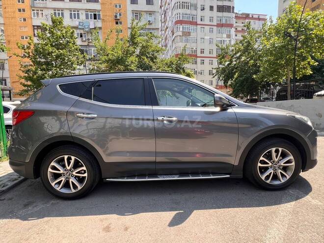 Hyundai Santa Fe-8
