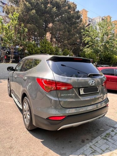 Hyundai Santa Fe-6
