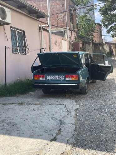 LADA (VAZ) 2107-4