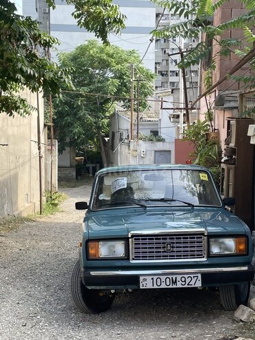LADA (VAZ) 2107-10