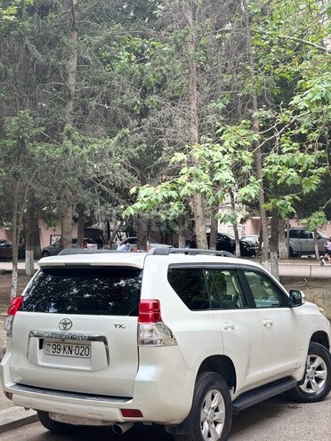 Toyota Land Cruiser Prado-3