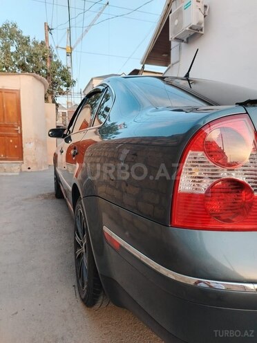 Volkswagen Passat-6