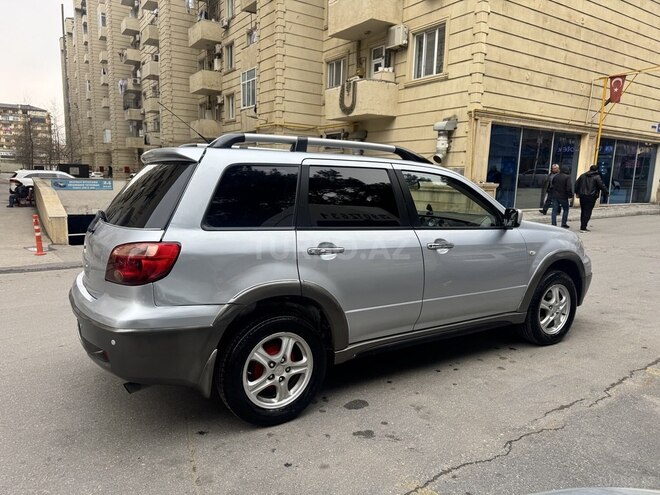 Mitsubishi Airtrek-7