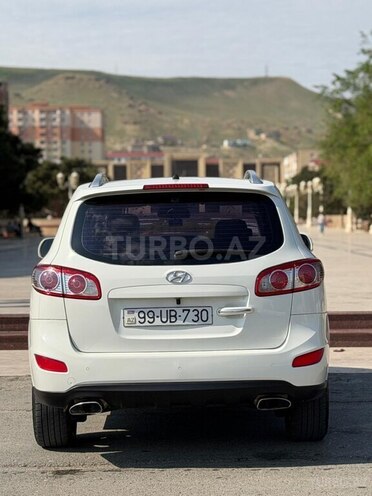 Hyundai Santa Fe-2