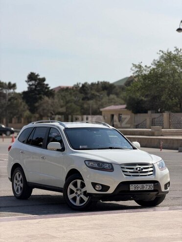 Hyundai Santa Fe-4
