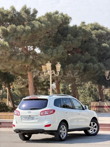 Hyundai Santa Fe-8