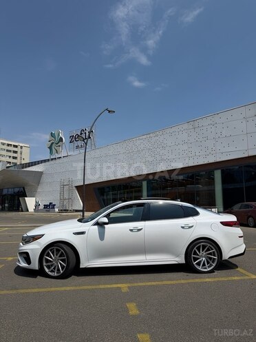 Kia Optima-2