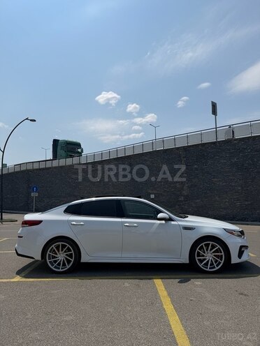 Kia Optima-6