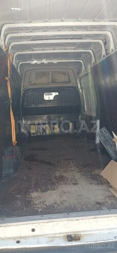 Ford Transit-4