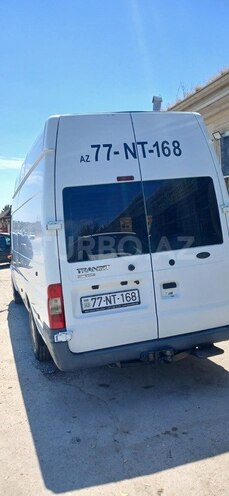 Ford Transit-2