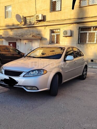Daewoo Gentra-1