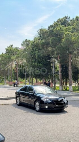 Toyota Camry-1