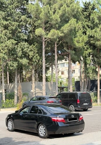 Toyota Camry-7