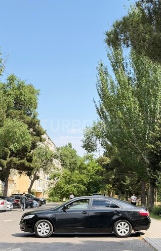 Toyota Camry-8