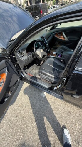 Toyota Camry-11