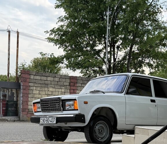 LADA (VAZ) 2107-3