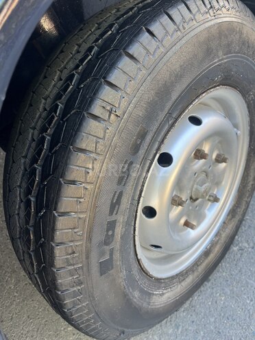 Ford Transit-17