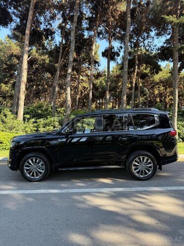 Toyota Land Cruiser-8