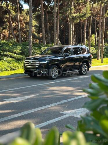Toyota Land Cruiser-2