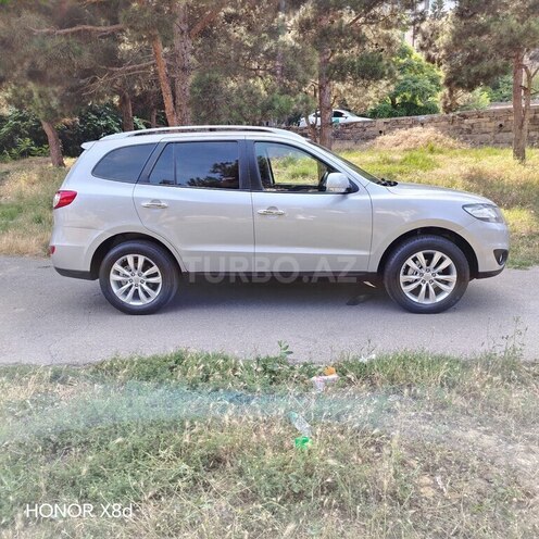 Hyundai Santa Fe-7