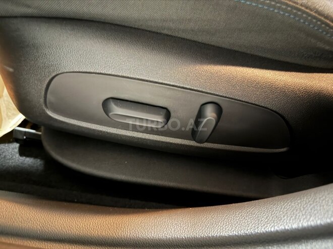 Chevrolet Cruze-16