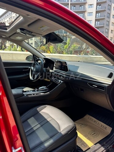 Hyundai Sonata-15
