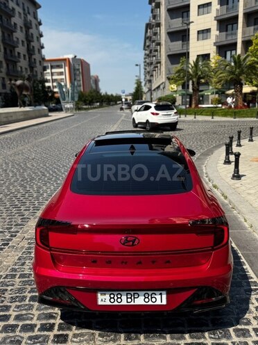 Hyundai Sonata-14