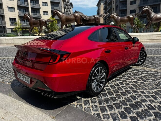 Hyundai Sonata-4