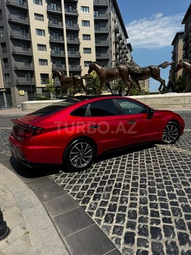 Hyundai Sonata-5