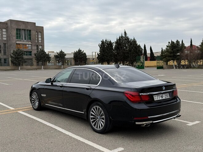 BMW 740-3