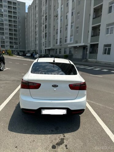 Kia Rio-4