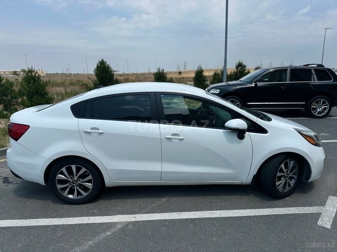 Kia Rio-7