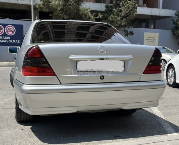 Mercedes C 200-3