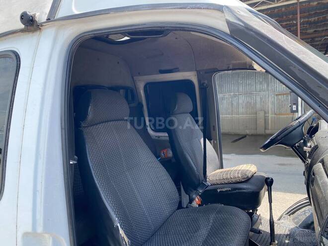 GAZ GAZel (3302-288)-8