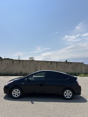 Toyota Prius-3