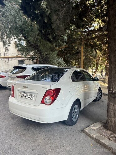 Chevrolet Aveo-3