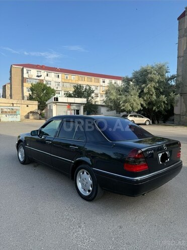 Mercedes C 200-4