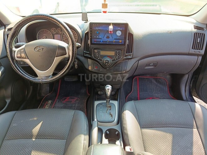 Hyundai i30-8