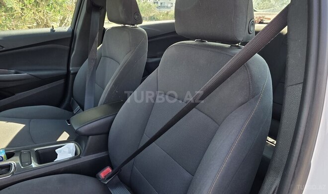 Chevrolet Cruze-4