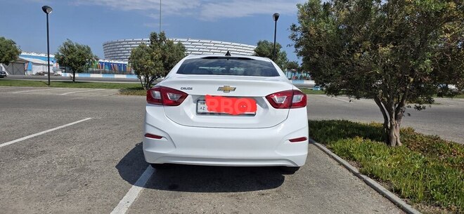 Chevrolet Cruze-8