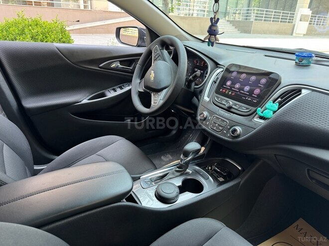 Chevrolet Malibu-19