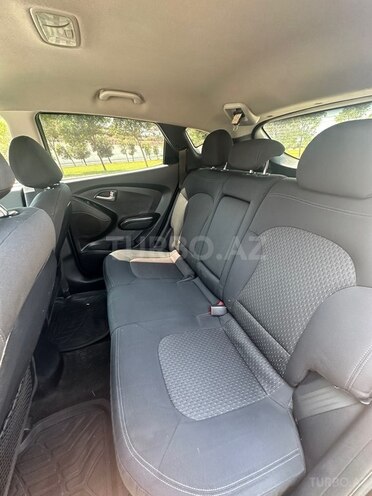 Hyundai ix35-13