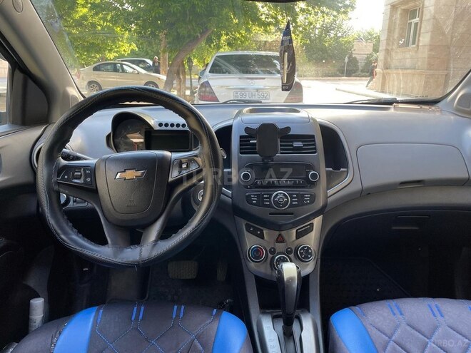 Chevrolet Aveo-6