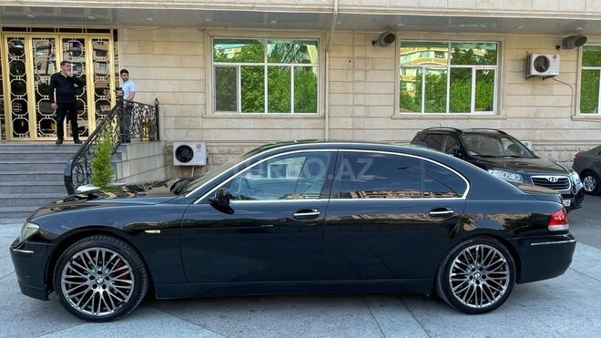BMW 740-3