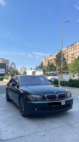 BMW 740-8