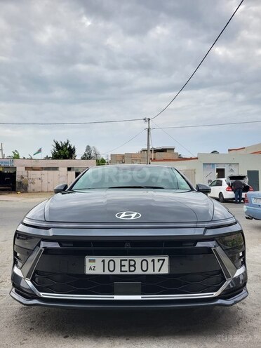 Hyundai Sonata-4