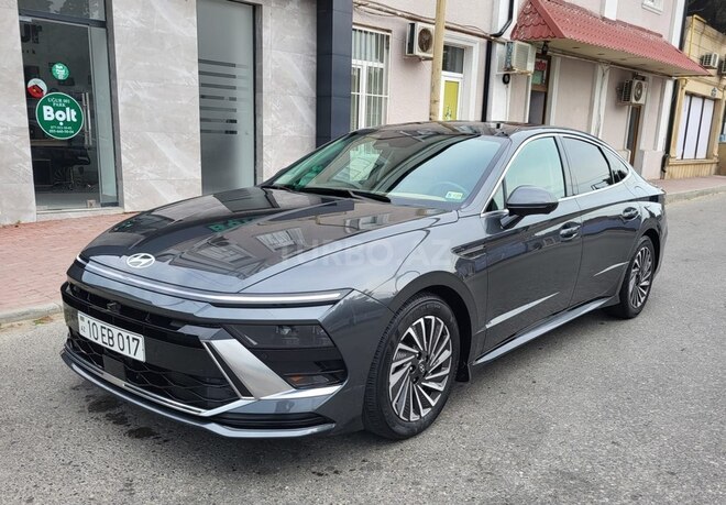 Hyundai Sonata-3